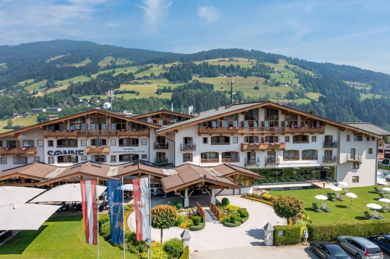 Hotel & Spa Sonne 4 Sterne Superior キルヒベルク・イン・チロル エクステリア 写真