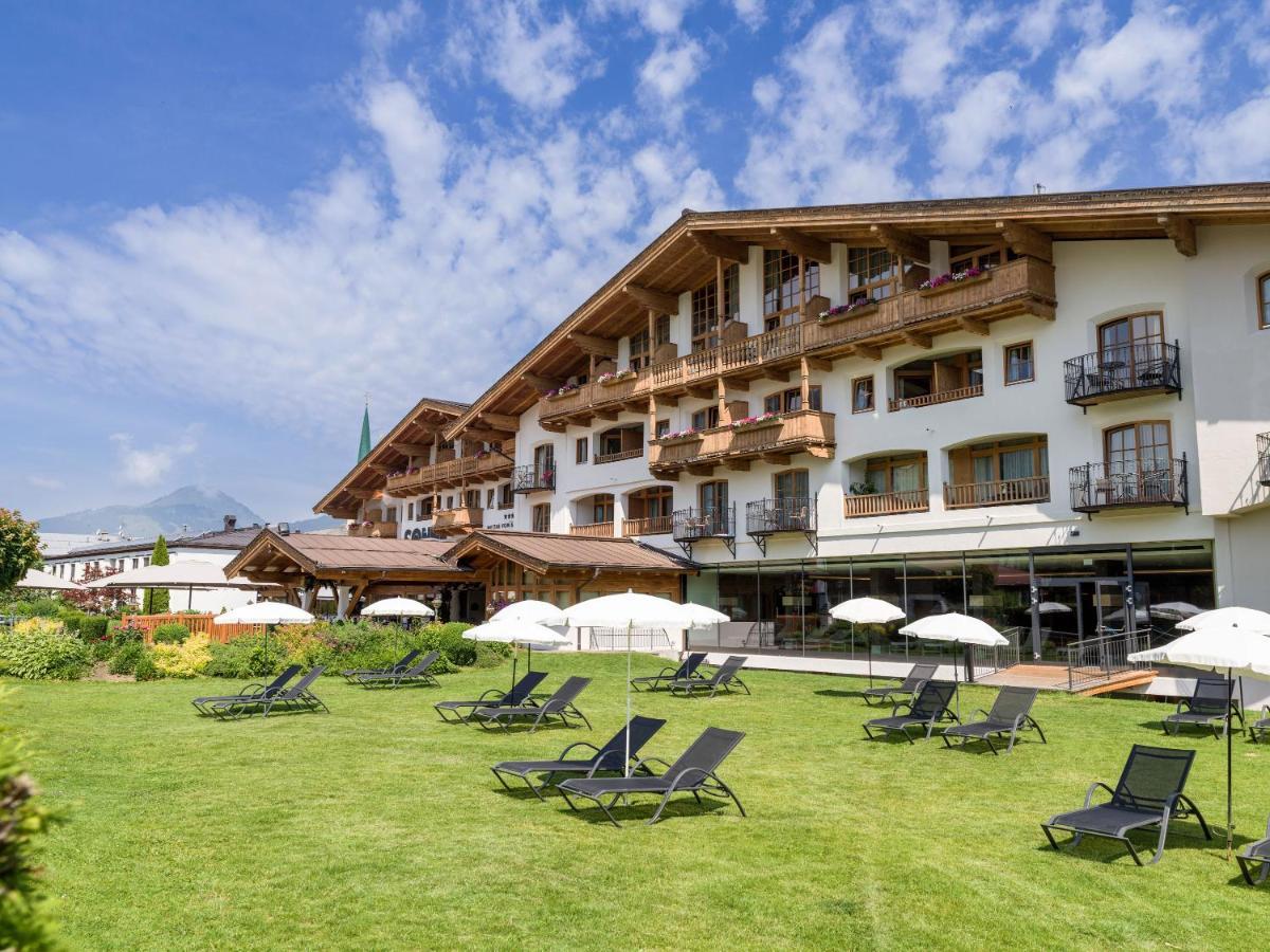 Hotel & Spa Sonne 4 Sterne Superior キルヒベルク・イン・チロル エクステリア 写真