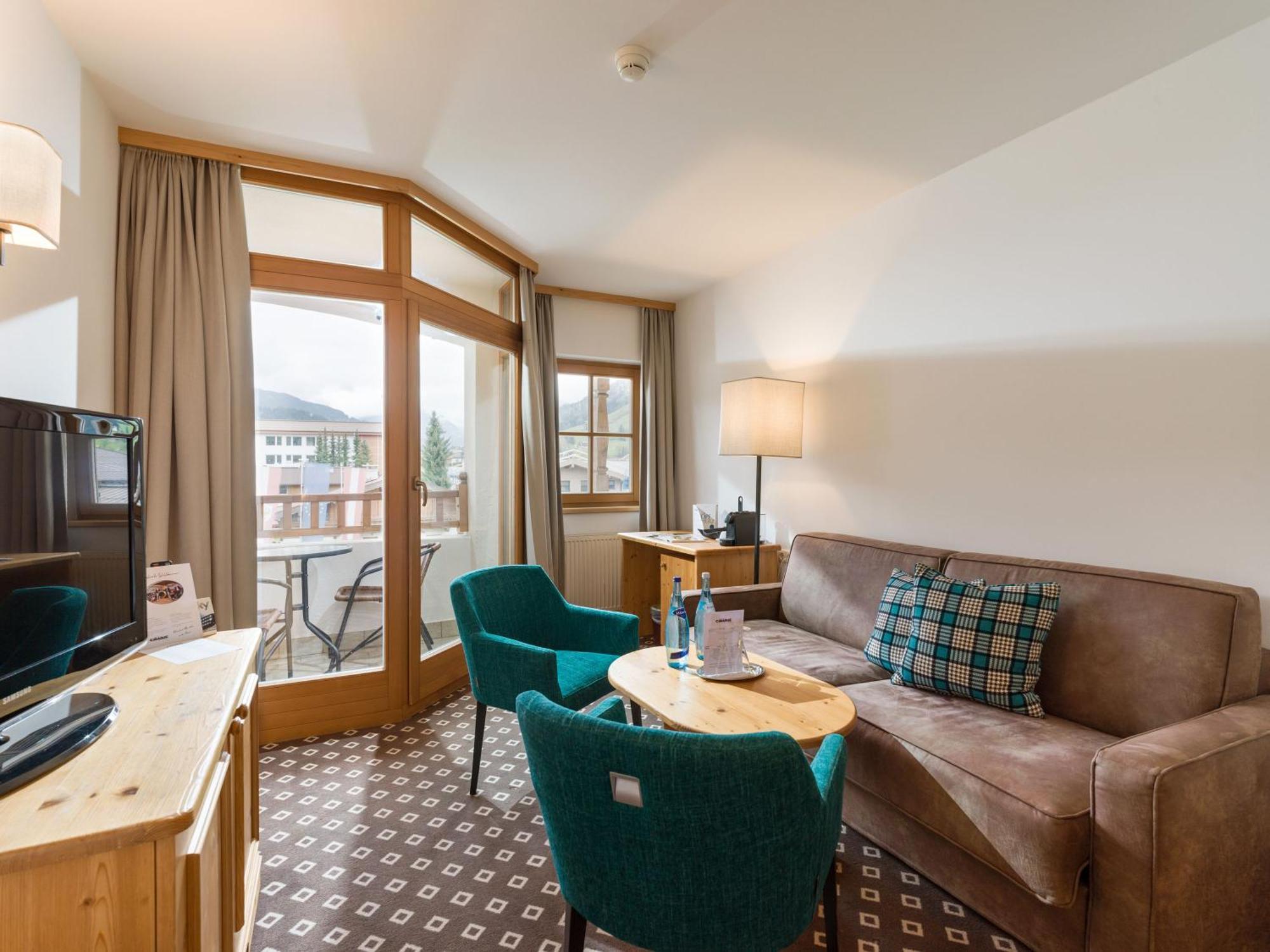 Hotel & Spa Sonne 4 Sterne Superior キルヒベルク・イン・チロル エクステリア 写真